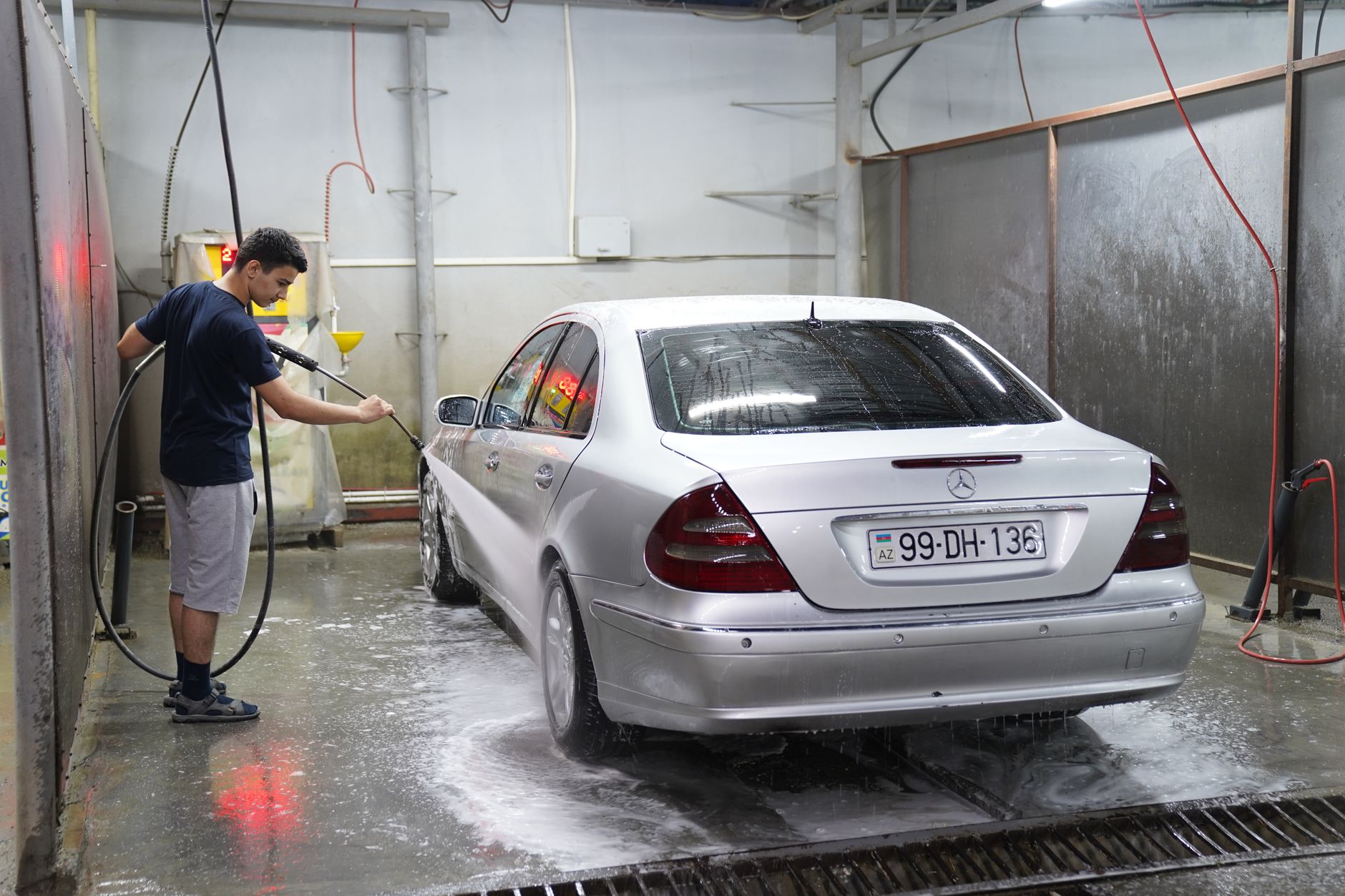 RADMAX GARAGE OTO YIKAMA VE AKSESUAR Oto Yıkama fotoğrafı 1